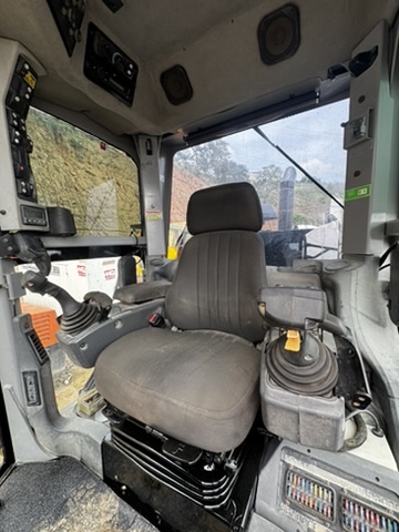 Motoconformadora Caterpillar 140M 2010