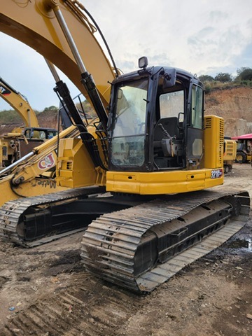 Excavadora Caterpillar 321CL 2006